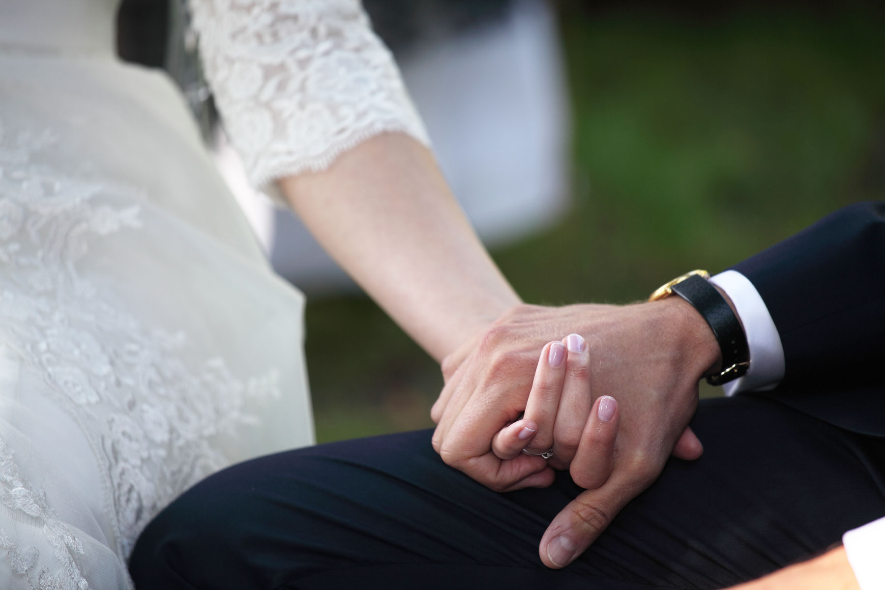 Dein Hochzeitsfotograf in Linz fotografiert liebevoll Details